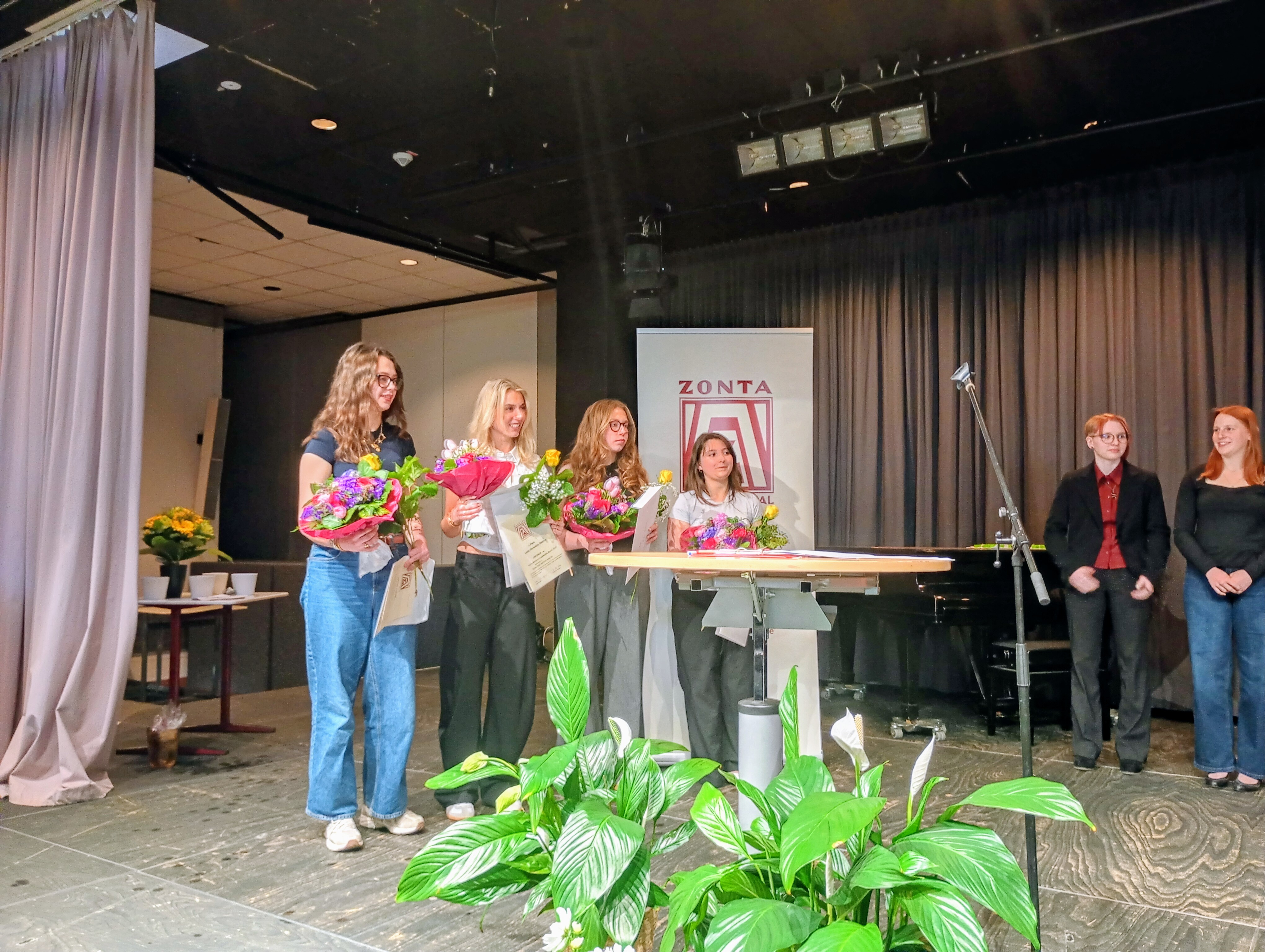 ZONTA – Ehrung für Ceyla Edes