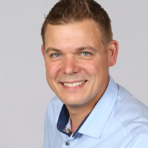Prepens, Tim